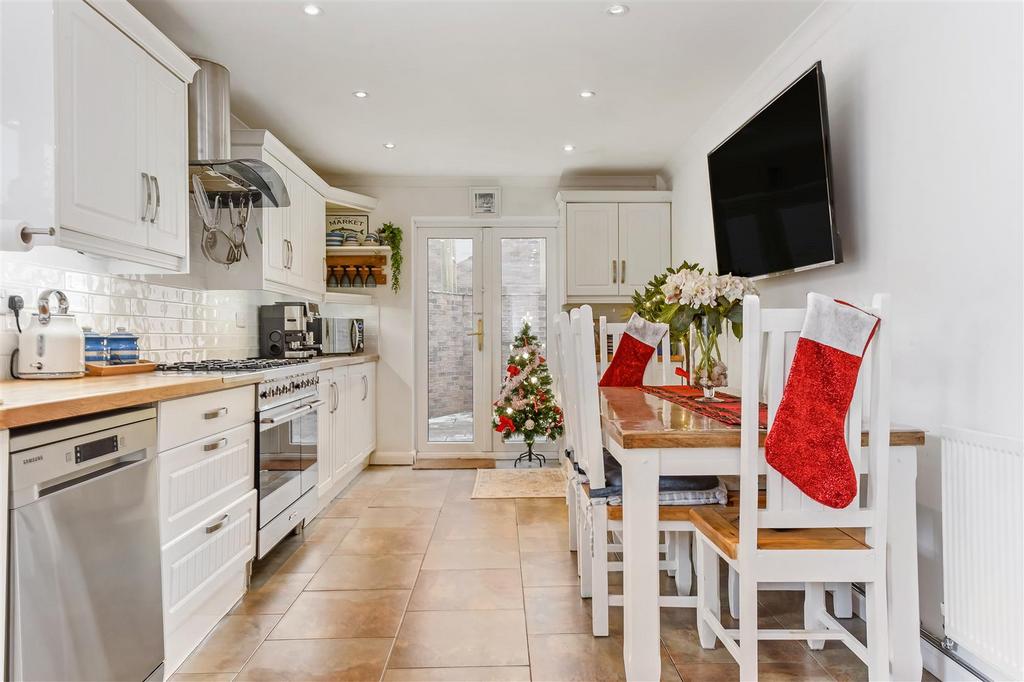 Sketch Ph32 6332393.jpg