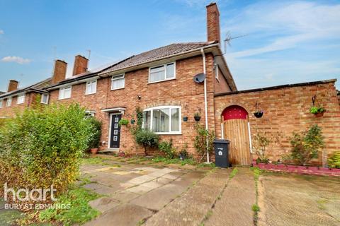 3 bedroom semi-detached house for sale, Trent Road, Bury St Edmunds