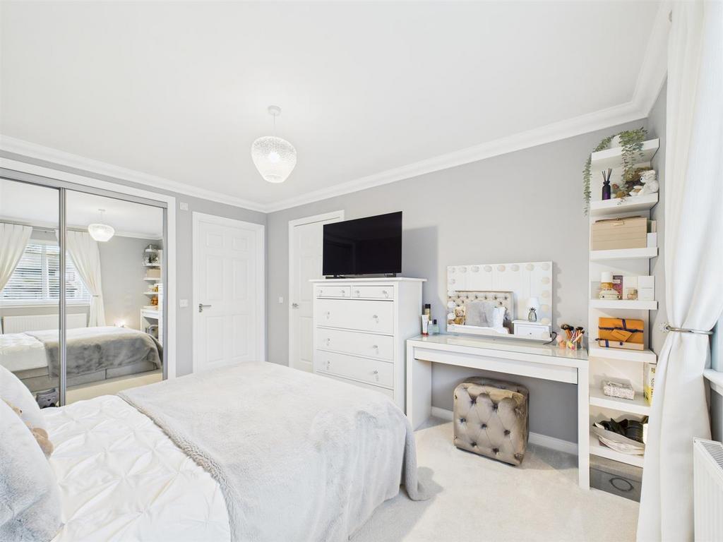 CAM01486 G0-PR0923-STILL025.jpg