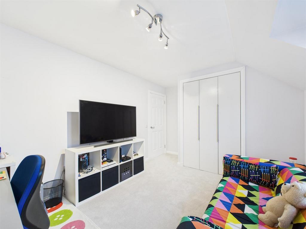 CAM01486 G0-PR0923-STILL024.jpg