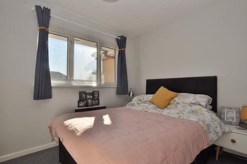 undefined, Chestnut Court, Hitchin
