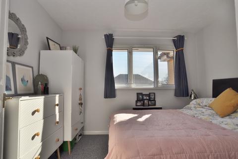 undefined, Chestnut Court, Hitchin