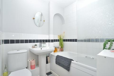 undefined, Chestnut Court, Hitchin