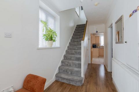 undefined, Trelawney Avenue, Langley SL3