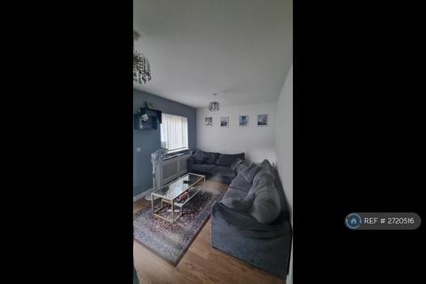 3 bedroom terraced house to rent, Deveron Drive, Reading, RG30