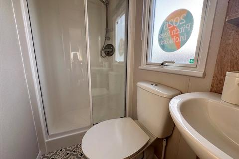 undefined, The Crescent, Naish Hoburne, Barton On Sea, Hampshire, BH25