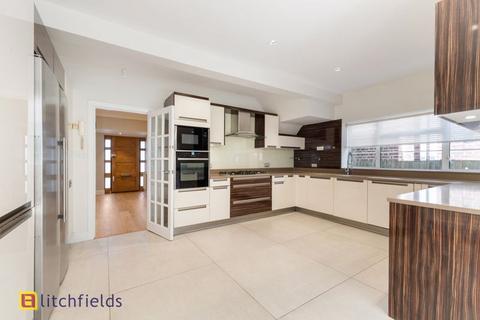 6 bedroom detached house to rent, Spencer Drive, Hampstead Garden Suburb, N2