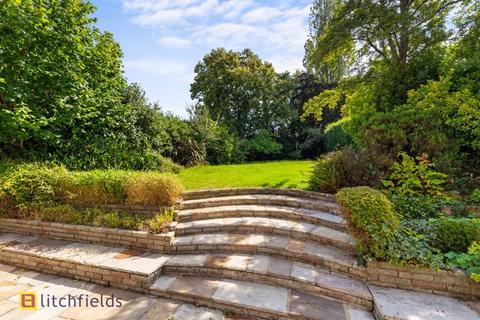 6 bedroom detached house to rent, Spencer Drive, Hampstead Garden Suburb, N2