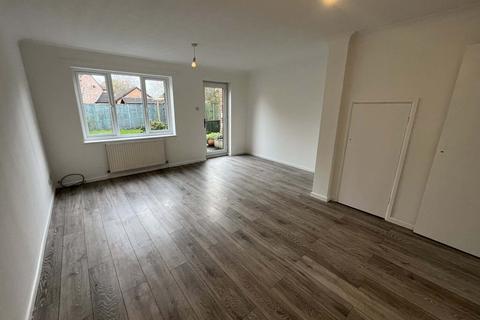 undefined, Falcon Fields, Tadley RG26