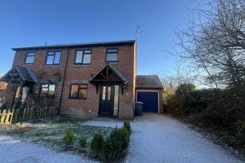 undefined, Falcon Fields, Tadley RG26