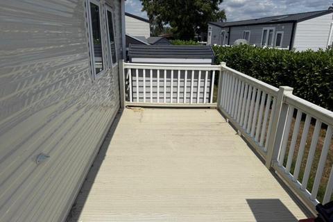 2 bedroom holiday lodge for sale, Church Laneham DN22