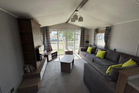 2 bedroom holiday lodge for sale, Church Laneham DN22