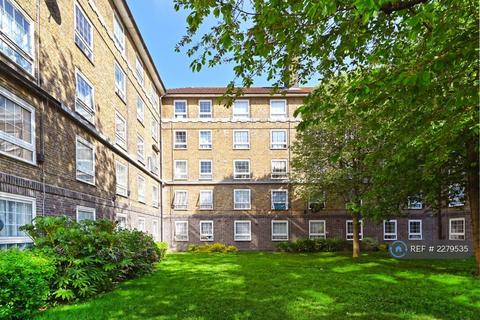 2 bedroom flat to rent, Montrose House, London, E14