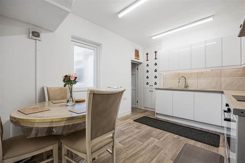 undefined, Carey Street, Reading