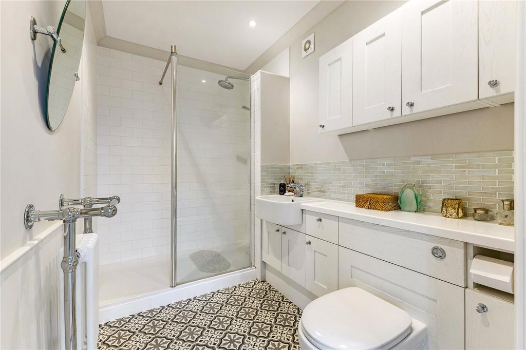 En Suite Shower Room