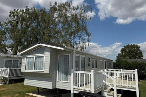 2 bedroom holiday lodge for sale, Church Laneham DN22