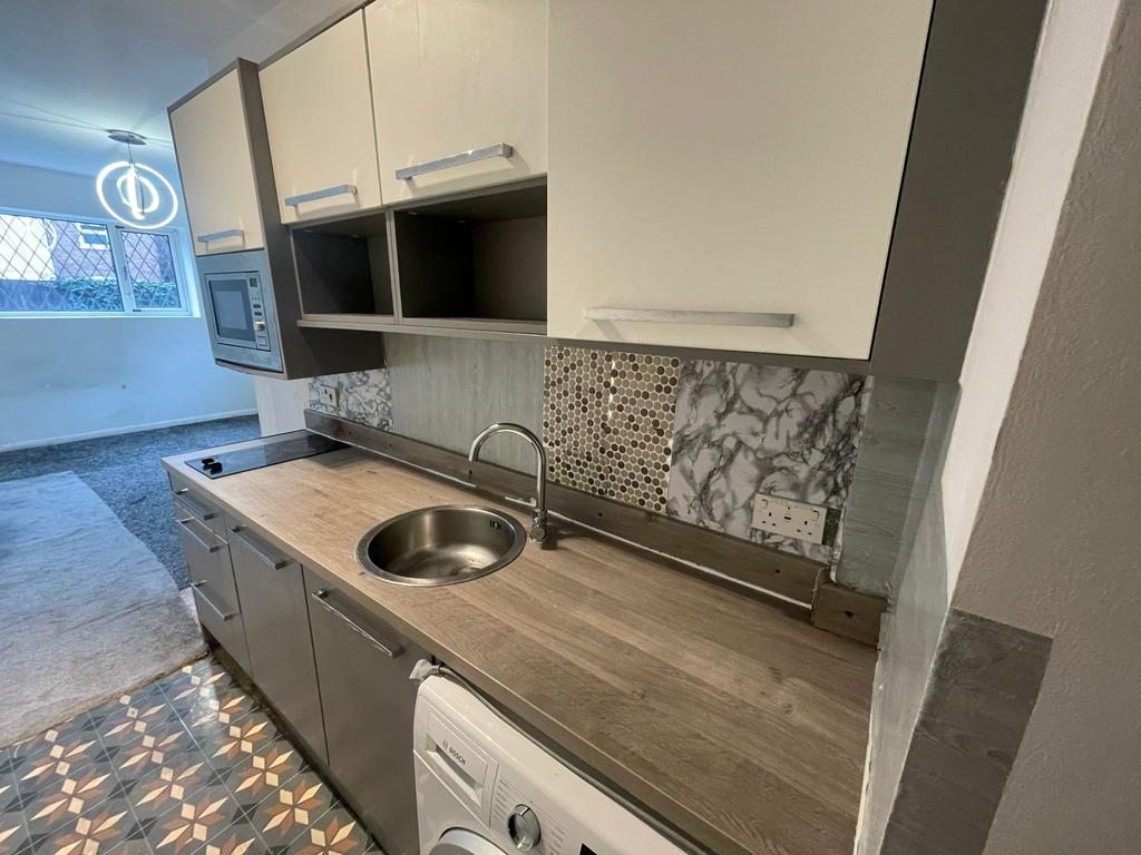 Flat 5 116 park