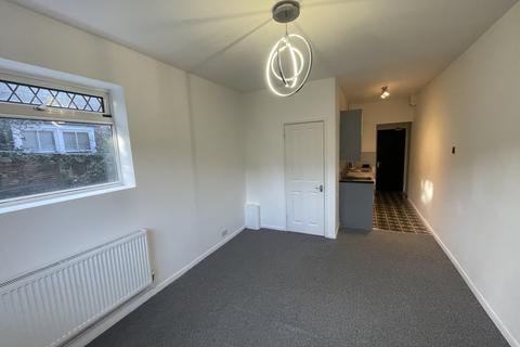 Studio to rent, Flat 5 116 Park Road, Peterborough, Cambridgeshire