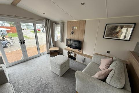 2 bedroom holiday lodge for sale, Church Laneham DN22