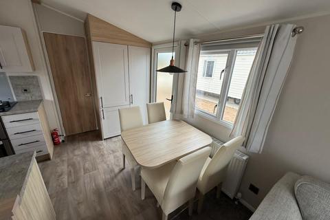 2 bedroom holiday lodge for sale, Church Laneham DN22