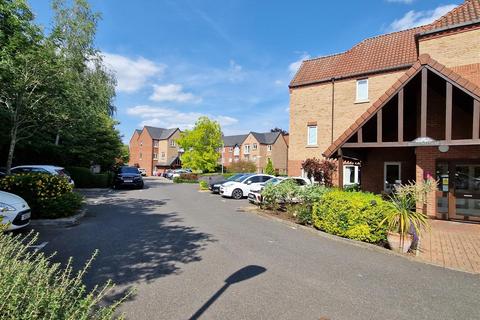 undefined, Pool Close, Spalding