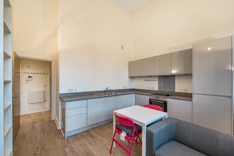 undefined, Victoria Gardens, Hyde Park, Leeds, LS6