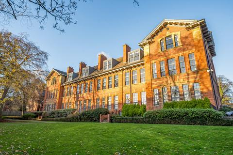 1 bedroom flat for sale, Victoria Gardens, Hyde Park, Leeds, LS6
