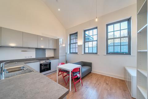 1 bedroom flat for sale, Victoria Gardens, Hyde Park, Leeds, LS6