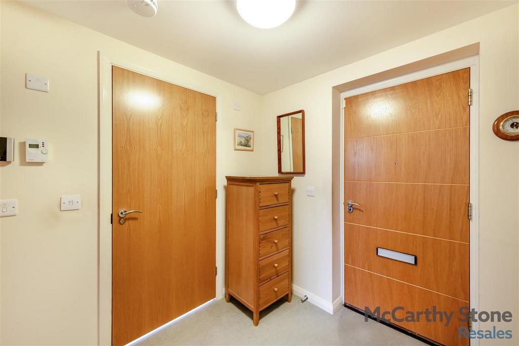 8672362-interior18.jpg