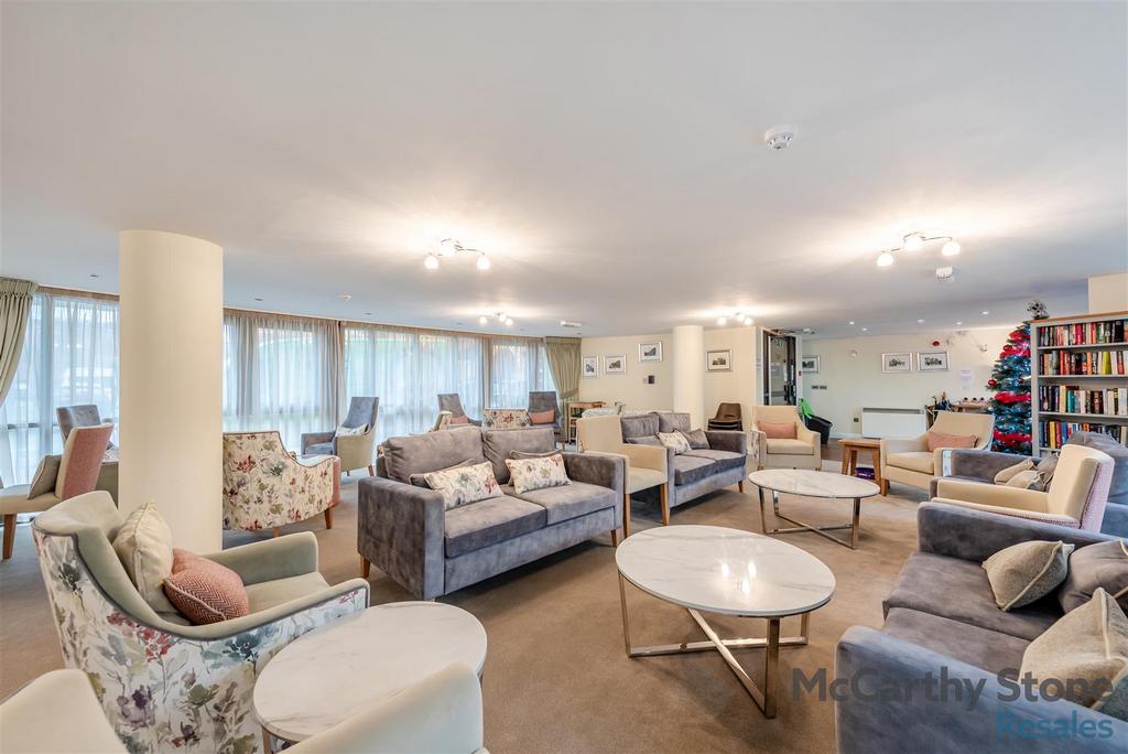 8672362-interior03.jpg