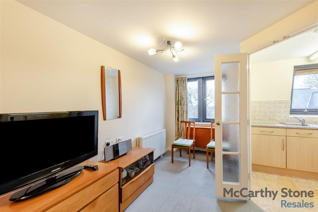 8672362-interior08.jpg
