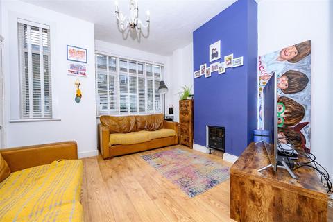 undefined, Tanners Hill, ABBOTS LANGLEY