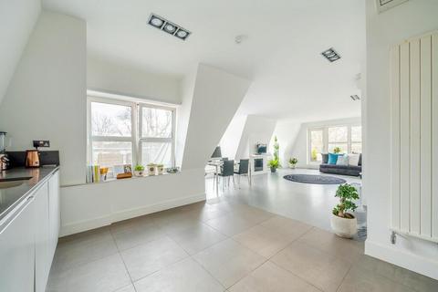 undefined, Broughton Avenue, London