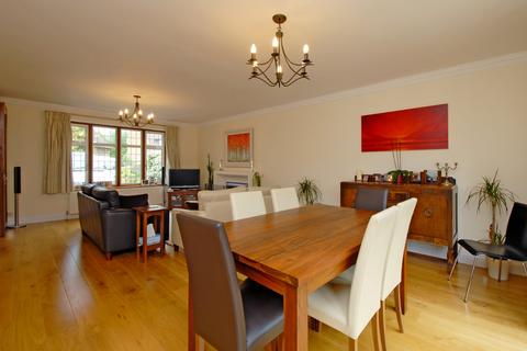 undefined, Blagdens Close, Southgate, London, N14