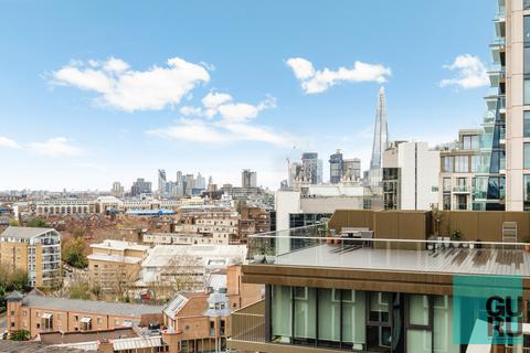 undefined, London Dock, London, E1W