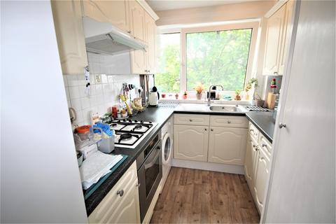 undefined, St Peters Court, Chalfont St Peter SL9