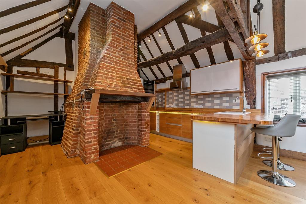 20 Dolphin Cottage-14.jpg