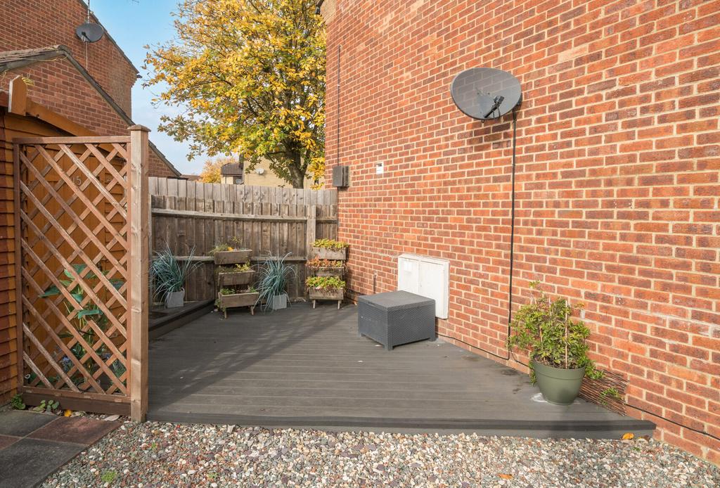 1375434-5-690c886...