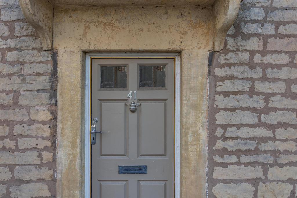 8627605-exterior05.jpg