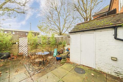 undefined, Drayton Avenue, London W13