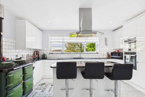 undefined, Banff AB45