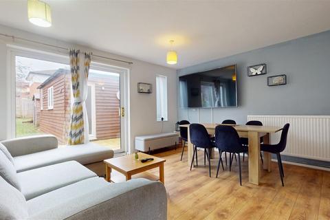 undefined, The High Street, Two Mile Ash, Milton Keynes