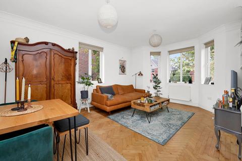 undefined, Barrowgate Road, London, W4