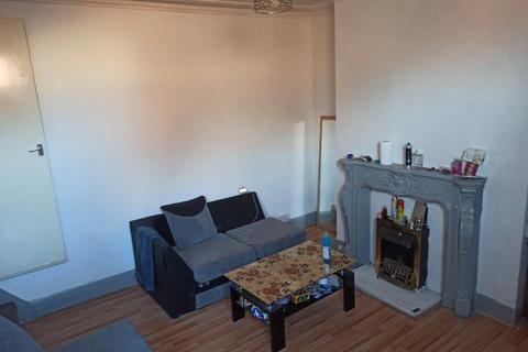 undefined, Leeds LS11