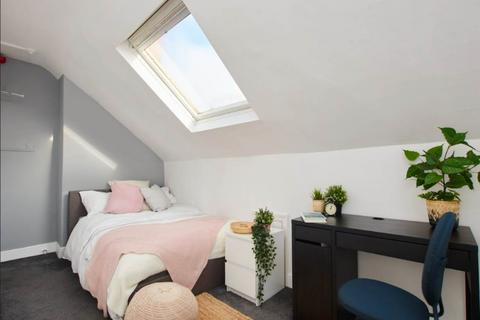 undefined, Wetherby Grove, Leeds LS4