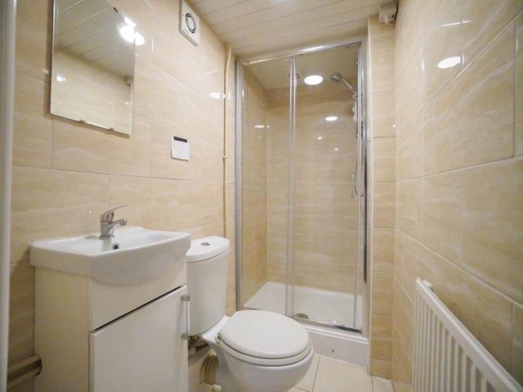 Shower 2