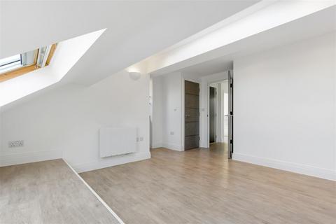 undefined, Wyllyotts Place, Potters Bar EN6