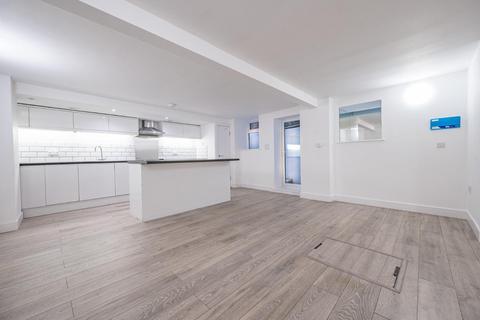 undefined, High Street, Dunmow