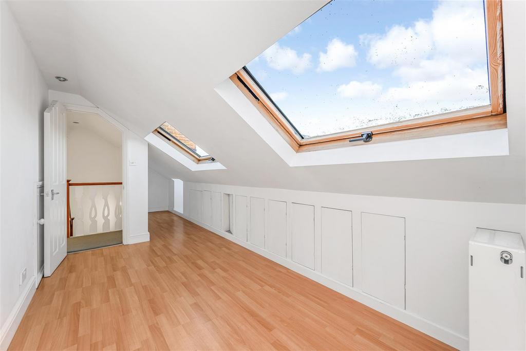 12 st Albans crescent-24.jpg