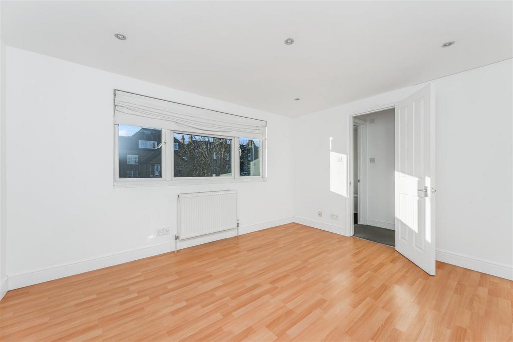 12 st Albans crescent-25.jpg